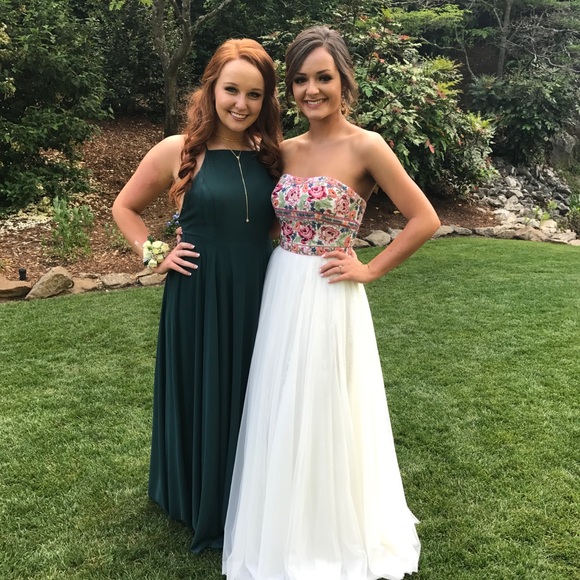 Embroidered Sherri Hill Prom Dress with White Lace Slip Size 0